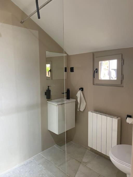 Maison Au Bord De L'Eau Les Roches Rochefort-sur-Nenon Extérieur photo