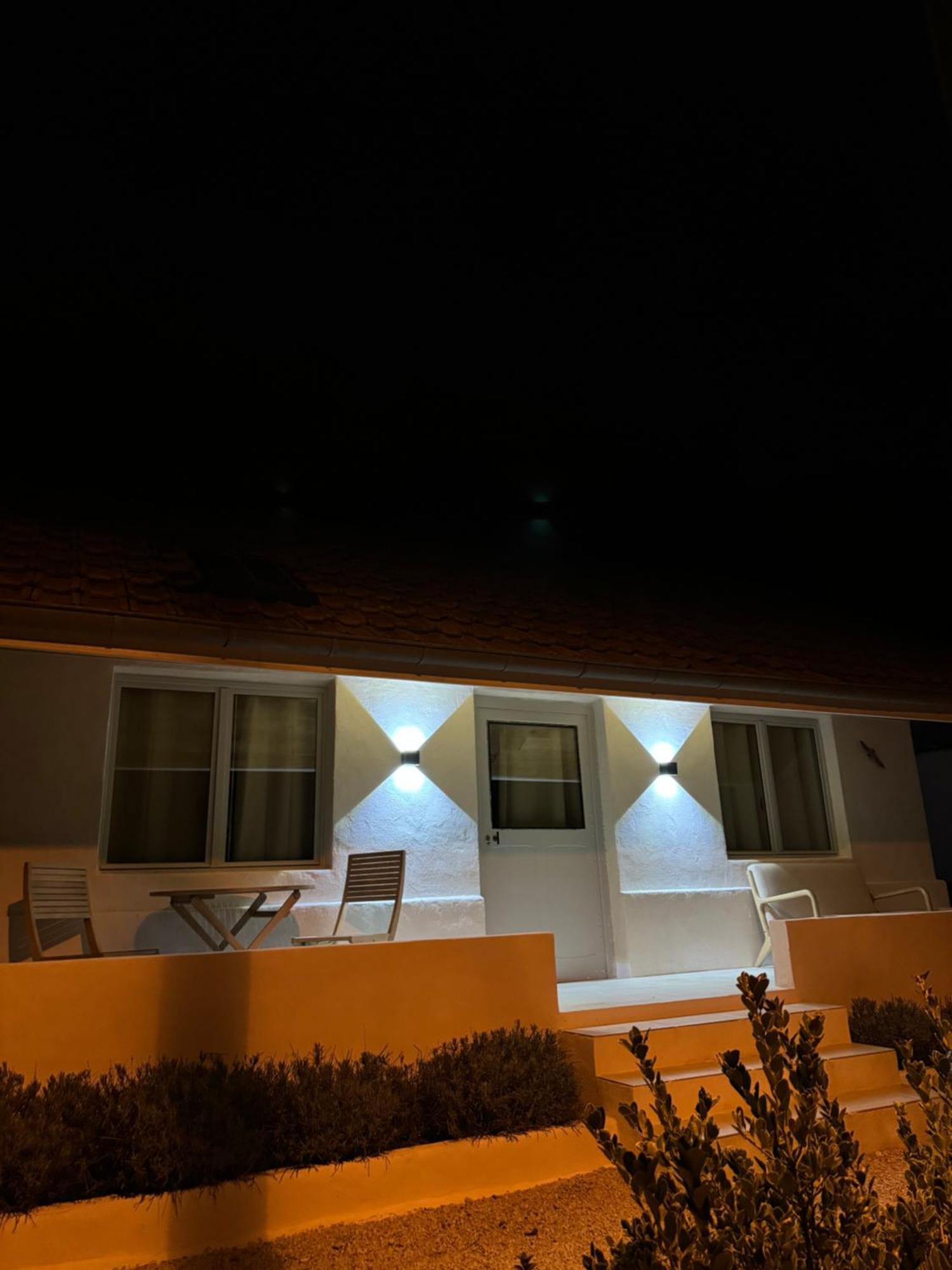 Maison Au Bord De L'Eau Les Roches Rochefort-sur-Nenon Extérieur photo