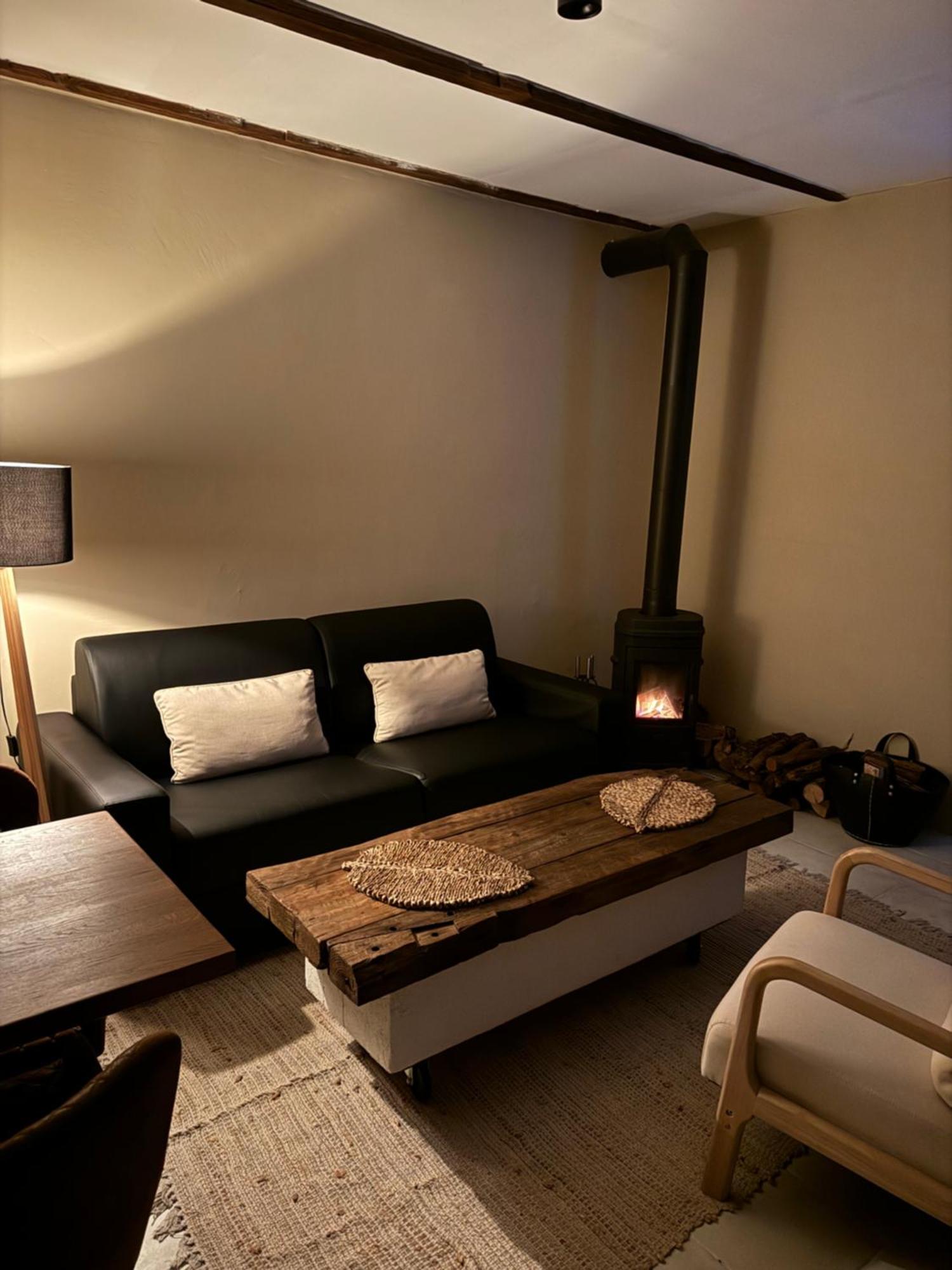 Maison Au Bord De L'Eau Les Roches Rochefort-sur-Nenon Extérieur photo