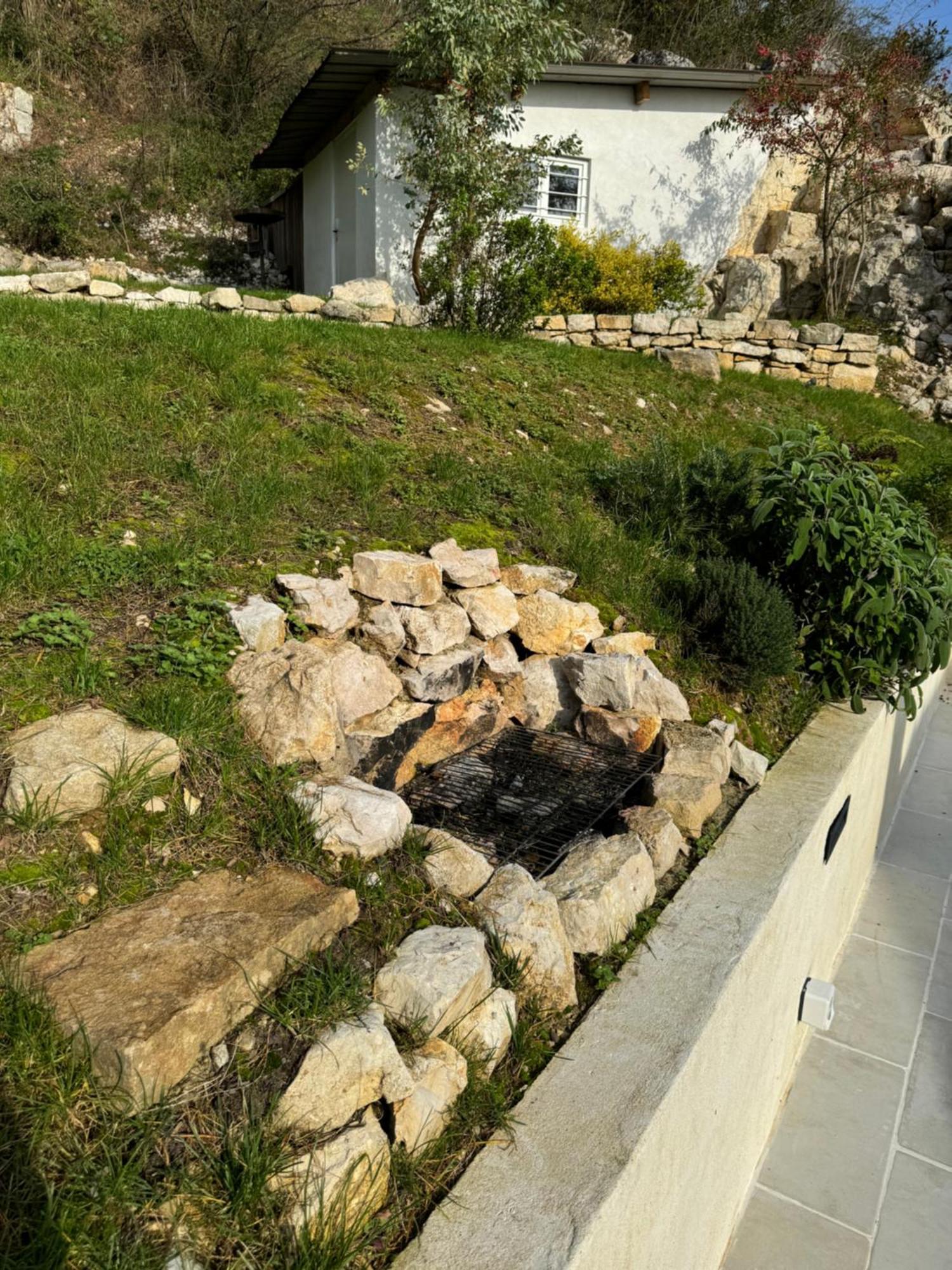 Maison Au Bord De L'Eau Les Roches Rochefort-sur-Nenon Extérieur photo