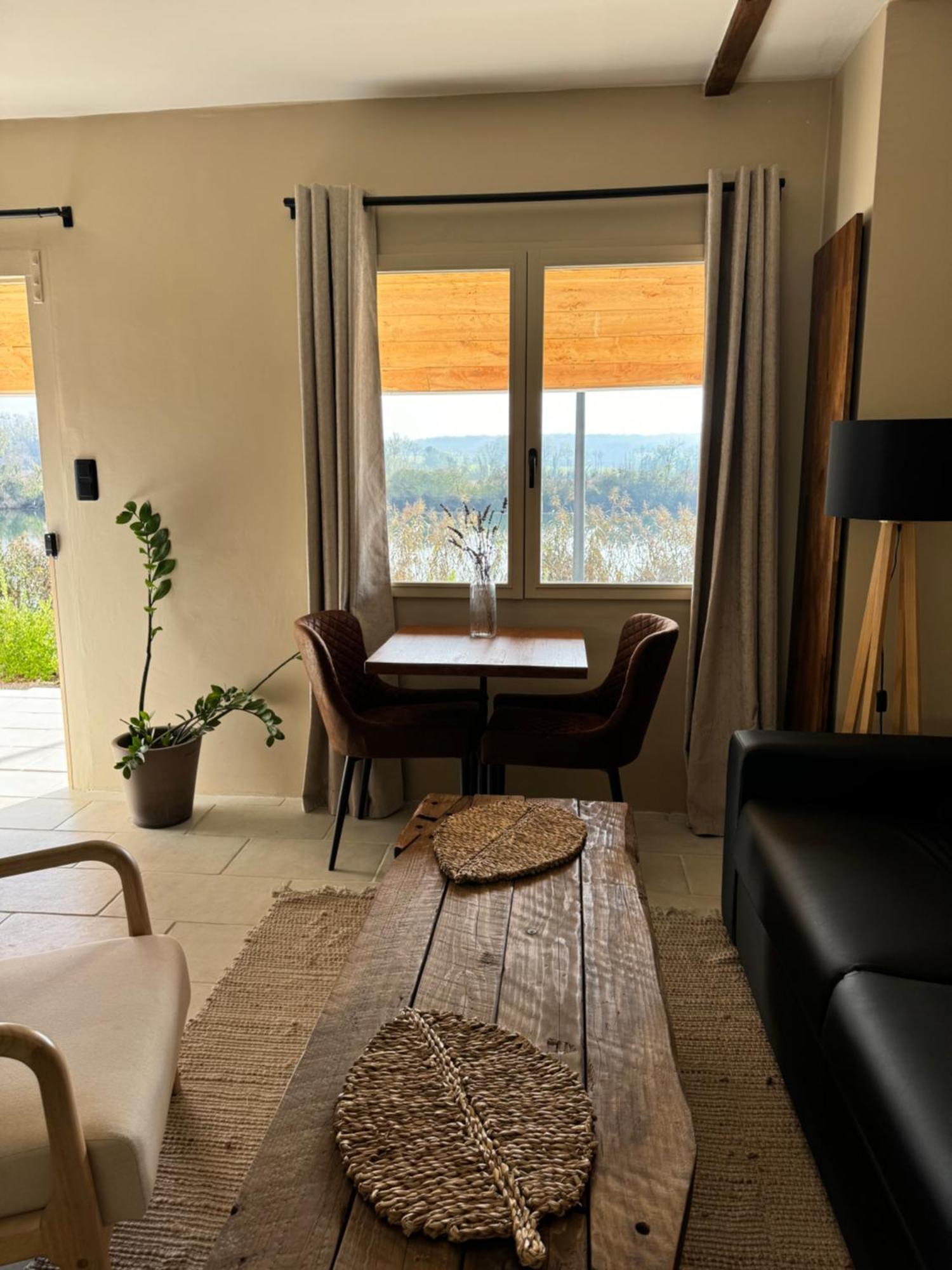 Maison Au Bord De L'Eau Les Roches Rochefort-sur-Nenon Extérieur photo